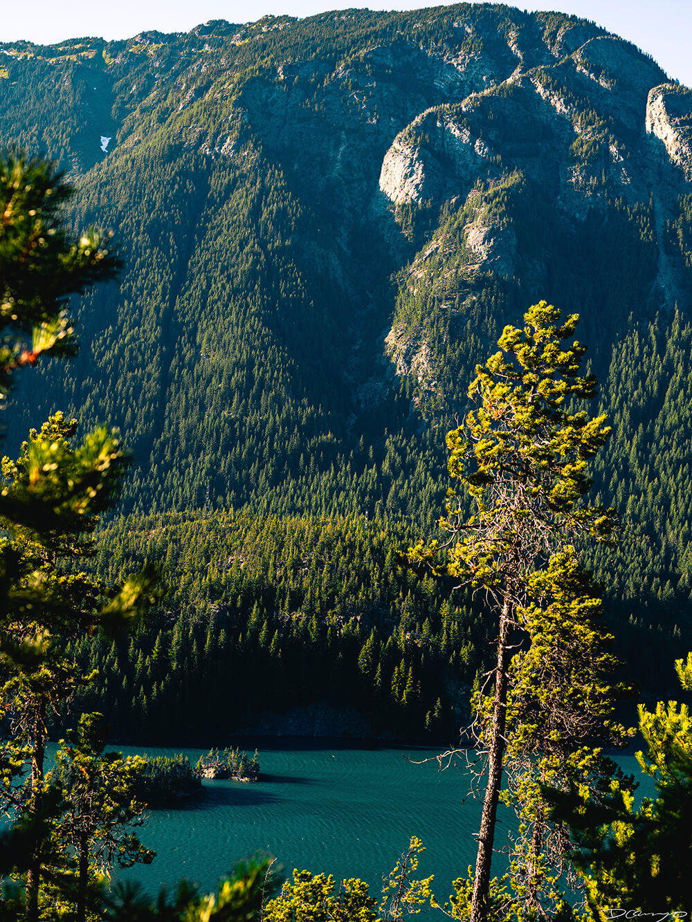 Landscape and portrait photos from a July 2020 trip to the North Cascades. Sourdough Mountain, Diablo Lake, Ross Lake and more.